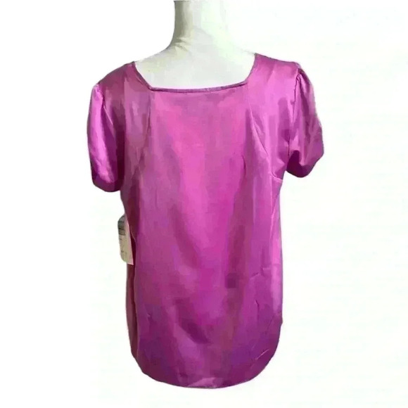 Sunny Leigh Hot Pink Shirt Sleeve Smocked Blouse New w/ Tags Women’s Size Medium - Picture 2 of 8